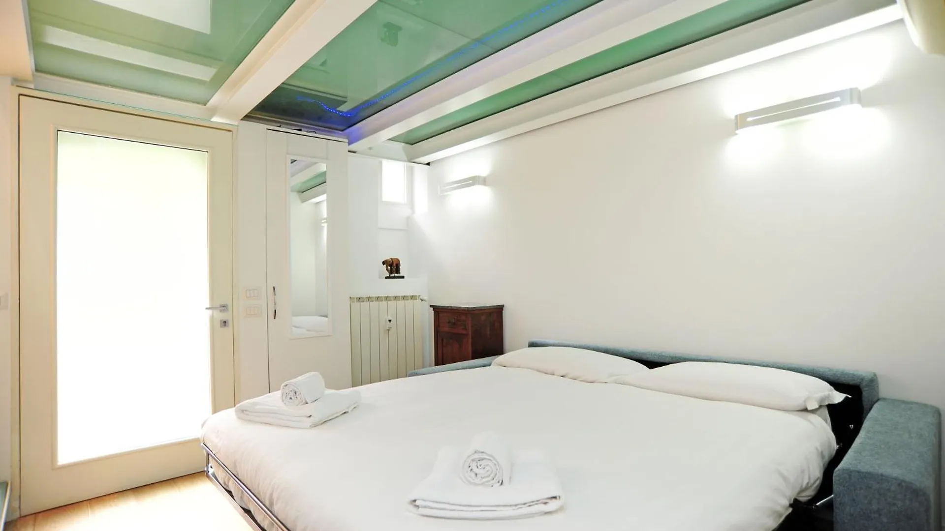 Giovio Duplex Apartment Milan