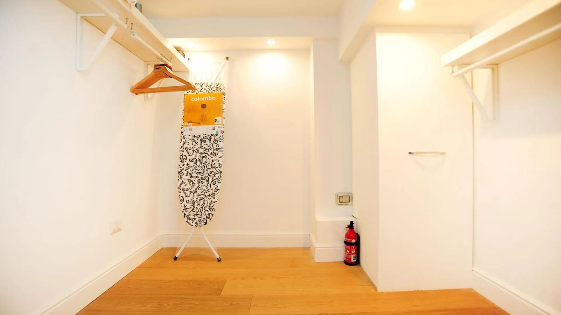 Giovio Duplex Apartment Milan 0*,  Italy