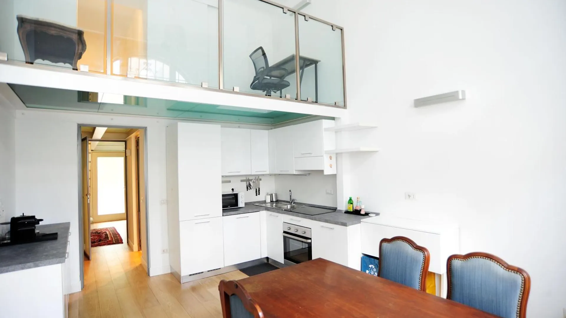 Giovio Duplex Apartment Milan